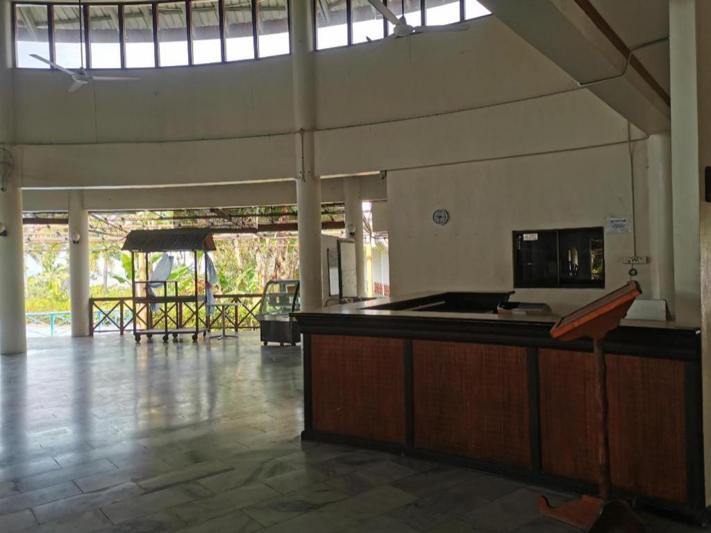 Oyo 89972 Borneo Paradise Beach Hotel Kota Kinabalu Exteriér fotografie