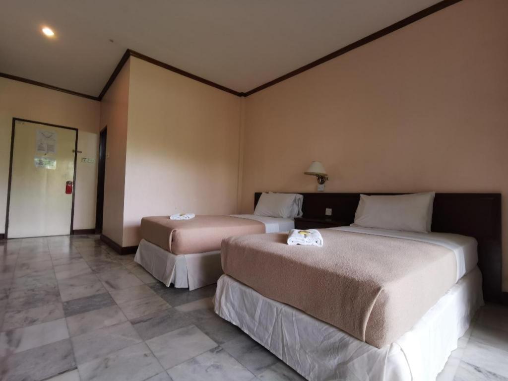 Oyo 89972 Borneo Paradise Beach Hotel Kota Kinabalu Exteriér fotografie