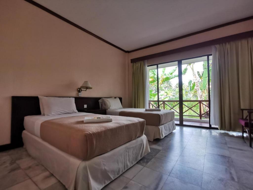Oyo 89972 Borneo Paradise Beach Hotel Kota Kinabalu Exteriér fotografie